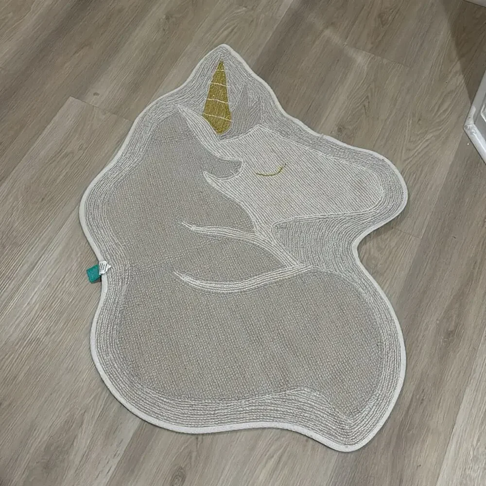 Pillowfort unicorn bath